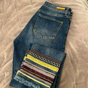 Pilcro by Anthropologie trimmed jeans!